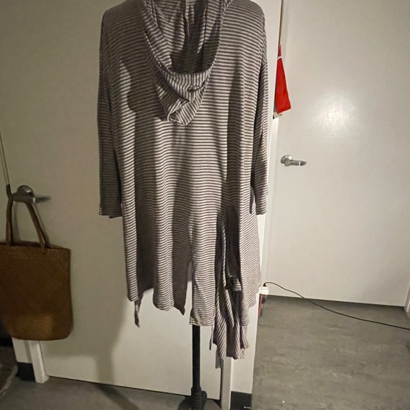 Dress To Kill Tunic Jane Mohr - Picture 4 of 6